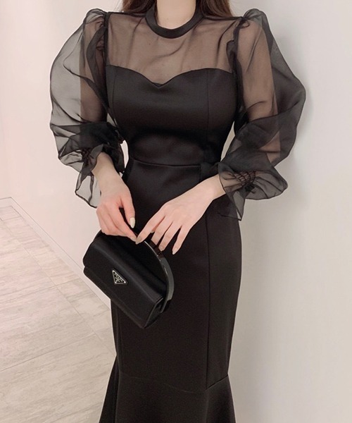 gossip!ロサンゼルス(ゴシップロサンゼルス)の「YUGA パフスリーブ ウエストスリム フィッシュテールワンピース(ワンピース・レディース・ブラック/ホワイト・FREE)」の3枚目の写真