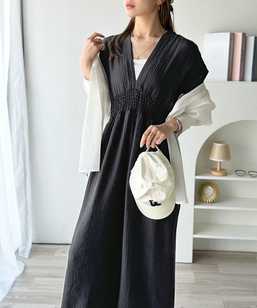 【未使用】コットンレースバックリボンオールインワンBLACK セール】肌にふわり。大人の余裕をまとって、今日を心地よく