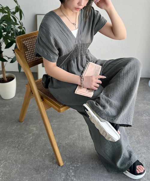 classicalelf（クラシカルエルフ）の「【リニューアル！】肌にふわり。大人の余裕をまとって、今日を心地よく。レースアップバックリボンオールインワン（つなぎ/オールインワン・レディース・アイボリー/ブラック/チャコール・X-LARGE/SMALL/MEDIUM/LARGE）」の7枚目の写真