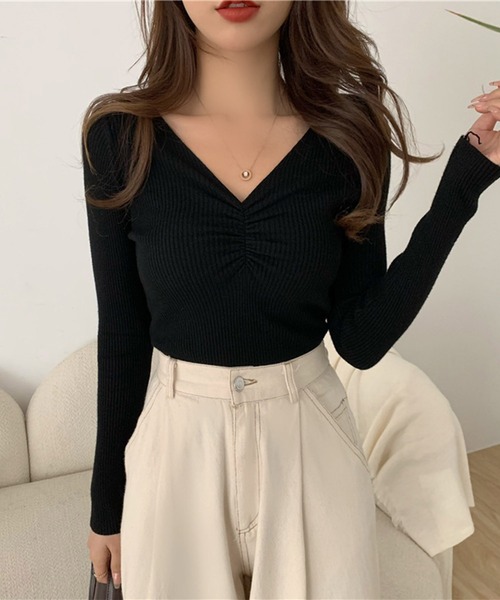 Jasmine Grandiflorum(ジャスミングランディフローラム)の「【Jasmine】Vネックリブ編みニットトップス(Tシャツ/カットソー・レディース・ネイビー/グレー/ベージュ/ピンク/ホワイト/ブラック/ブルー・FREE)」の13枚目の写真