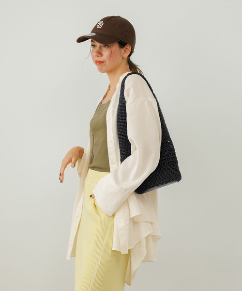 BAYFLOW（ベイフロー）の「ラメアミバッグ（ハンドバッグ・レディース・ライトグレー/ブラック/ベビーピンク・FREE）」の2枚目の写真