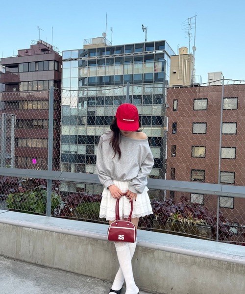 FOREVER 21（フォーエバー トゥエンティーワン）の「【2025SS】ナンバリングミニボストン（ボストンバッグ・レディース・ブラウン/レッド/ネイビー/ブルー/イエロー・FREE）」の6枚目の写真