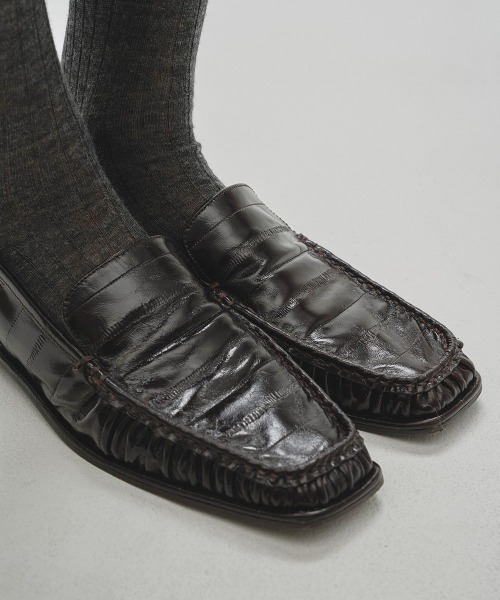 TODAYFUL（トゥデイフル）の「TODAYFUL　Squaretoe Gather Loafers スクエアトゥギャザーローファー/12521007（ローファー・レディース・ダークブラウン・36/37/38）」の6枚目の写真