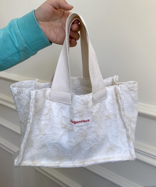 VIBGYOR(ヴィブジョー)の「Liaa/ランチバッグ ミニトートバッグ A18176(トートバッグ・レディース・その他6/その他3/その他5/その他4/グリーン/ピンク/ホワイト系4/その他1/その他2/ホワイト系1/ホワイト系2/ブルー/ホワイト系3・FREE)」の3枚目の写真