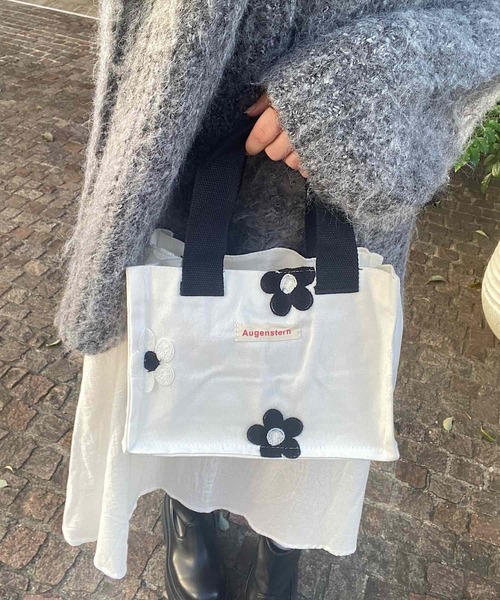 VIBGYOR(ヴィブジョー)の「Liaa/ランチバッグ ミニトートバッグ A18176(トートバッグ・レディース・その他6/その他3/その他5/その他4/グリーン/ピンク/ホワイト系4/その他1/その他2/ホワイト系1/ホワイト系2/ブルー/ホワイト系3・FREE)」の20枚目の写真