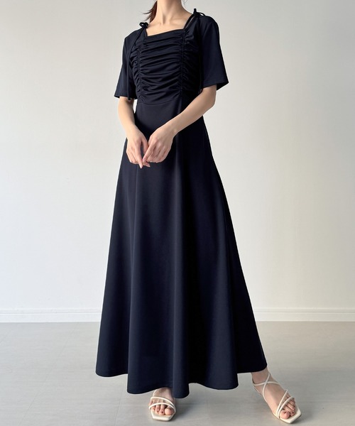 junoah(ジュノア)の「ギャザーデザインリボンフレア薄手カットソーワンピース【ペチスカートセット】(ワンピース・レディース・チャコール/ネイビー/ブラック・SMALL/MEDIUM/LARGE)」の14枚目の写真
