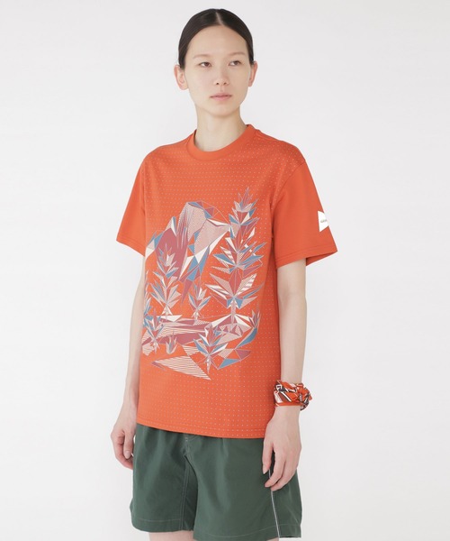 and wander（アンドワンダー）の「YOSEMITE GRAPHIC TEE｜ヨセミテグラフィックTシャツ UNISEX（Tシャツ/カットソー・メンズ・ホワイト/ブラック/レッド・XS/S/M/L/XL/XXL）」の3枚目の写真
