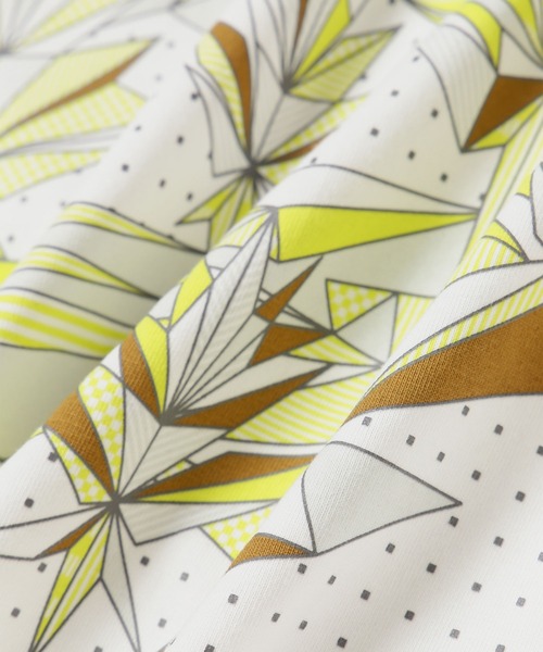 and wander（アンドワンダー）の「YOSEMITE GRAPHIC TEE｜ヨセミテグラフィックTシャツ UNISEX（Tシャツ/カットソー・メンズ・ホワイト/ブラック/レッド・XS/S/M/L/XL/XXL）」の9枚目の写真