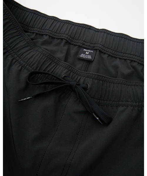 RVCA(ルーカ)の「RVCA メンズ ELASTIC BS ボードショーツ 【2025年春夏モデル】/ルーカウエストゴムサーフトランクス・ボードショーツ・バギーショーツ(水着)(水着・メンズ・ブラック/ブラック×ホワイト/ブルー系その他/イエロー・SMALL/MEDIUM/LARGE/X-LARGE)」の10枚目の写真