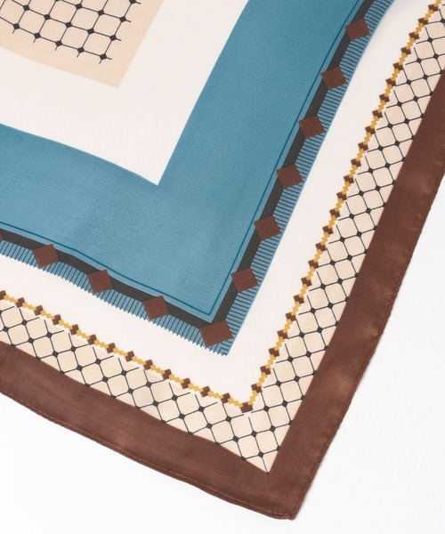 LOWRYS FARM（ローリーズファーム）の「スカーフ７０＊７０　494448（バンダナ/スカーフ・レディース・グリーン/オレンジ/ネイビー/サックスブルー・FREE）」の18枚目の写真