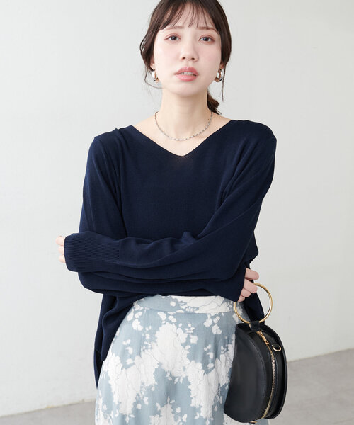 natural couture（ナチュラルクチュール）の「【ako】麻タッチⅤ開きニット（ニット/セーター・レディース・アイボリー/グレイッシュベージュ/ライム/ネイビー・FREE）」の19枚目の写真