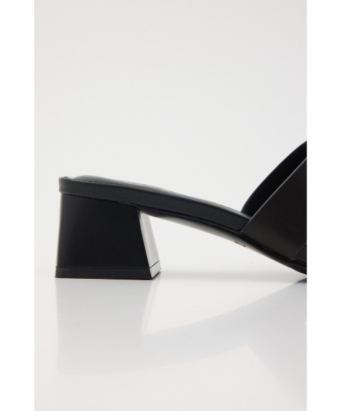 STACCATO(スタッカート)の「ドルチェリボンミュール(サンダル・レディース・アイボリー/ブラック・22.5cm/23.0cm/23.5cm/24.0cm/24.5cm)」の7枚目の写真