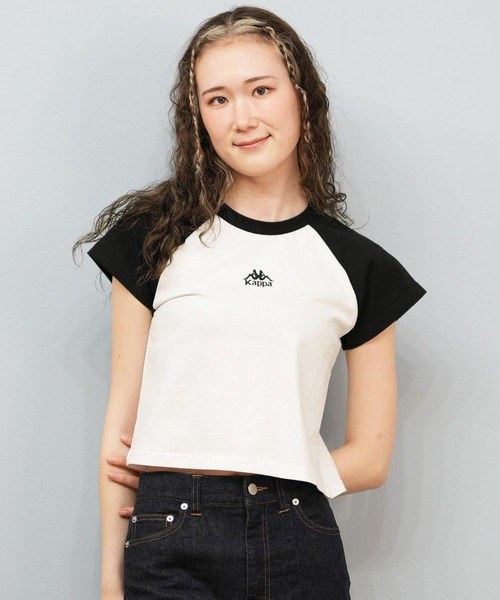 Kappa(カッパ)の「Kappa/カッパ 刺繍ロゴ ショート丈 半袖Tシャツ ミニTシャツ 215936(Tシャツ/カットソー・レディース・ホワイト/ライトブルー/ブラック・L/M)」の2枚目の写真