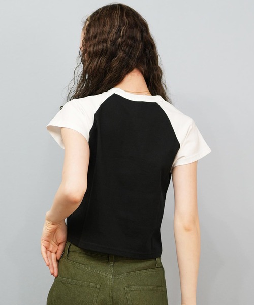 Kappa(カッパ)の「Kappa/カッパ 刺繍ロゴ ショート丈 半袖Tシャツ ミニTシャツ 215936(Tシャツ/カットソー・レディース・ホワイト/ライトブルー/ブラック・L/M)」の22枚目の写真