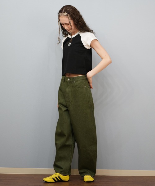 Kappa(カッパ)の「Kappa/カッパ 刺繍ロゴ ショート丈 半袖Tシャツ ミニTシャツ 215936(Tシャツ/カットソー・レディース・ホワイト/ライトブルー/ブラック・L/M)」の13枚目の写真