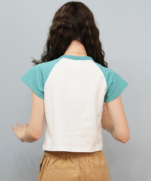Kappa(カッパ)の「Kappa/カッパ 刺繍ロゴ ショート丈 半袖Tシャツ ミニTシャツ 215936(Tシャツ/カットソー・レディース・ホワイト/ライトブルー/ブラック・L/M)」の15枚目の写真