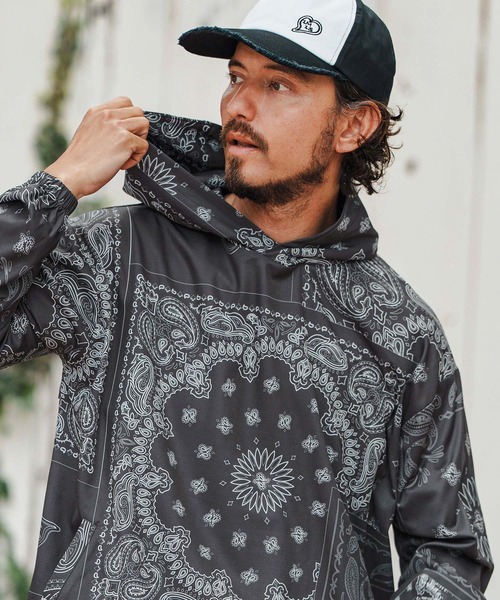1minute 1second(ワンミニットワンセカンド)の「mj10652-bandana pattern hoodie blouson フーディーブルゾン(マウンテンパーカー・メンズ・ブラック×ホワイト/ホワイト×ブラック/ブラック×ブルー・S/M/L/XL)」の14枚目の写真