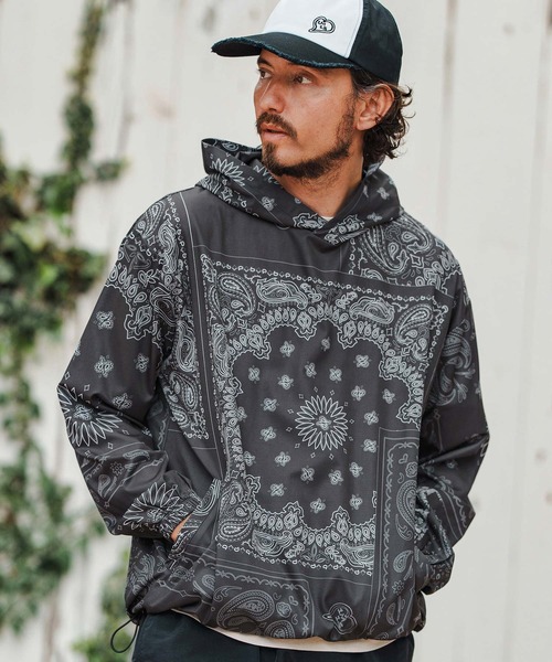1minute 1second(ワンミニットワンセカンド)の「mj10652-bandana pattern hoodie blouson フーディーブルゾン(マウンテンパーカー・メンズ・ブラック×ホワイト/ホワイト×ブラック/ブラック×ブルー・S/M/L/XL)」の15枚目の写真