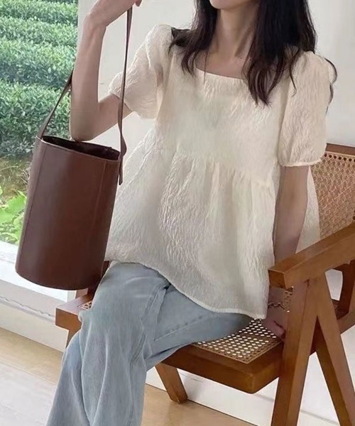 SallyLunn(サリーラン)の「【ふんわり広がる大人フェミニン】楊柳ペプラムブラウス(シャツ/ブラウス・レディース・ホワイト/ブラック・MEDIUM/LARGE)」の1枚目の写真