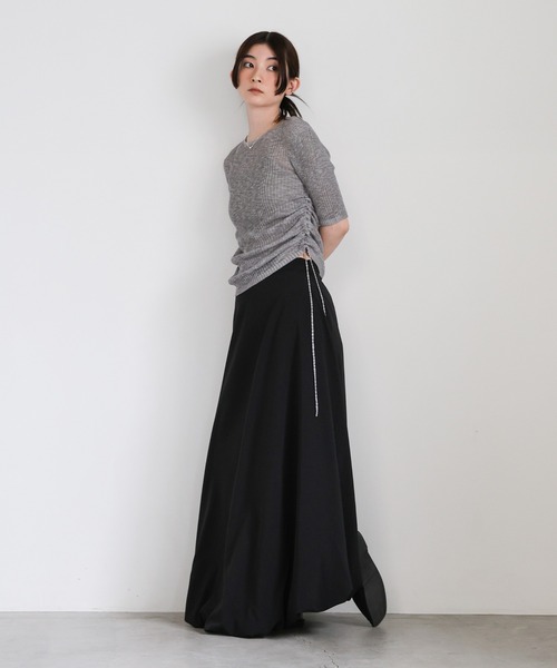 select MOCA(セレクトモカ)の「サイドギャザリングシアーニットトップス(ニット/セーター・レディース・チャコールグレー/オフホワイト/ブラウン・FREE)」の5枚目の写真