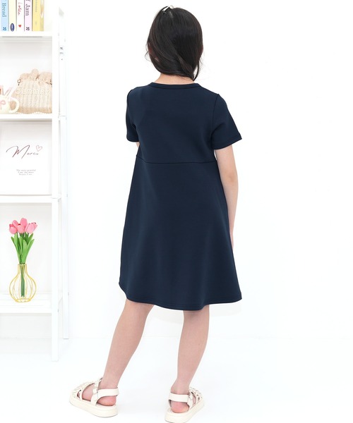 Bee des Bee(ビーデスビー)の「襟付き半袖ワンピース(ワンピース・キッズ・ブラック/ネイビー・130cm/120cm/110cm/150cm/140cm/100cm)」の14枚目の写真
