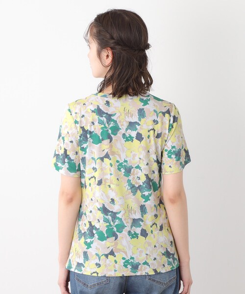 LAURA ASHLEY(ローラアシュレイ)の「【洗える/ジャージ素材/同柄アイテムあり】オーズビー ハイドランジア柄 プルオーバー(Tシャツ/カットソー・レディース・ライトイエロー系1・38/40)」の8枚目の写真