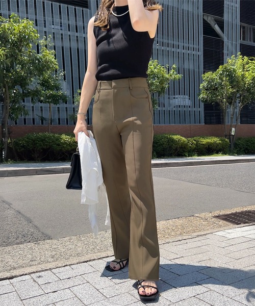 Petitle（プチレ）の「[ 低身長向けサイズ ] センターシームフレアパンツ（スラックス・レディース・ブラック/チャコール/オフホワイト/ブラウン・PL/PM/PS）」の22枚目の写真
