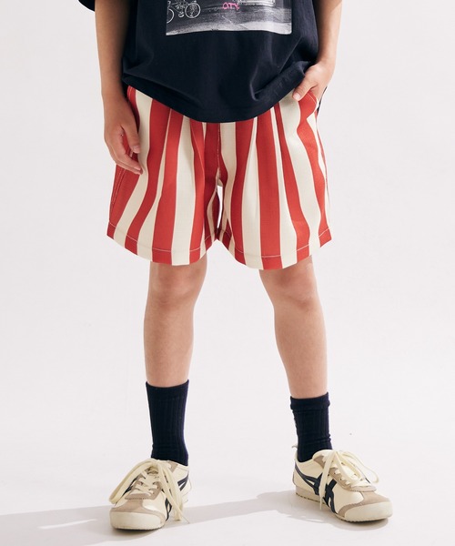 PAIRMANON STREET(ペアマノンストリート)の「【PAIRMANON STREET】ムラ織 総柄 タックショートパンツ(その他パンツ・キッズ・ブラック系その他/レッド系その他2/イエロー系その他/ホワイト/レッド/パープル・160/90/100/150/110/120/140/130)」の5枚目の写真