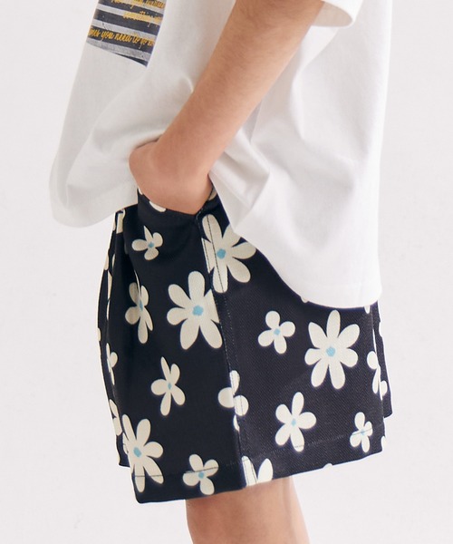 PAIRMANON STREET(ペアマノンストリート)の「【PAIRMANON STREET】ムラ織 総柄 タックショートパンツ(その他パンツ・キッズ・ブラック系その他/レッド系その他2/イエロー系その他/ホワイト/レッド/パープル・160/90/100/150/110/120/140/130)」の20枚目の写真