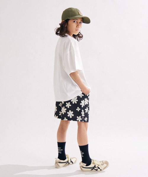 PAIRMANON STREET(ペアマノンストリート)の「【PAIRMANON STREET】ムラ織 総柄 タックショートパンツ(その他パンツ・キッズ・ブラック系その他/レッド系その他2/イエロー系その他/ホワイト/レッド/パープル・160/90/100/150/110/120/140/130)」の22枚目の写真