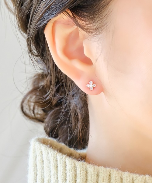 Phoebe（フィービィー）の「【K10】フラワービジューピアス(片耳)/お花/BOXつき（ピアス（片耳用）・レディース・イエローゴールド/ピンクゴールド・FREE）」の4枚目の写真
