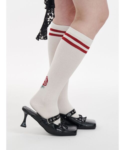 jouetie(ジュエティ)の「【LONSDALE×jouetie】ローズジャガードラインハイソックス(ソックス/靴下・レディース・ブラック/オフホワイト・FREE)」の5枚目の写真