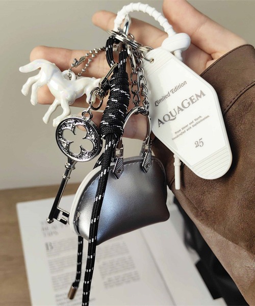 モノクロ ミニバッグ モーテル ルームキータグ ロープ コード付き