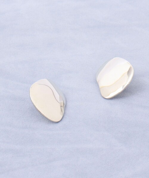 NOLLEY’S(ノーリーズ)の「【grace grace/グラスグラス】ピアット イヤリング(イヤリング・レディース・シルバー/ゴールド・FREE)」の4枚目の写真