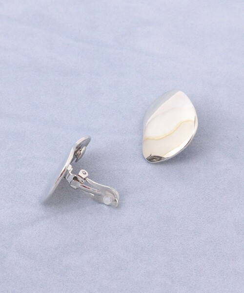 NOLLEY’S(ノーリーズ)の「【grace grace/グラスグラス】ピアット イヤリング(イヤリング・レディース・シルバー/ゴールド・FREE)」の7枚目の写真