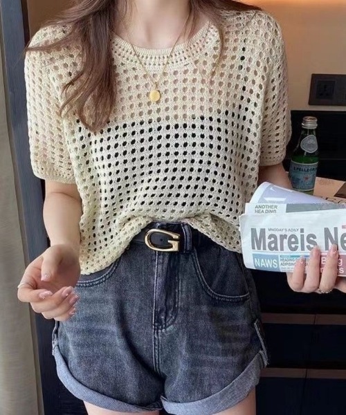 Beststore(ベストストア)の「透け感 カットソー 半袖 透かし編み シアーニット(ニット/セーター・レディース・ライトベージュ/ブラック/ホワイト・FREE)」の3枚目の写真