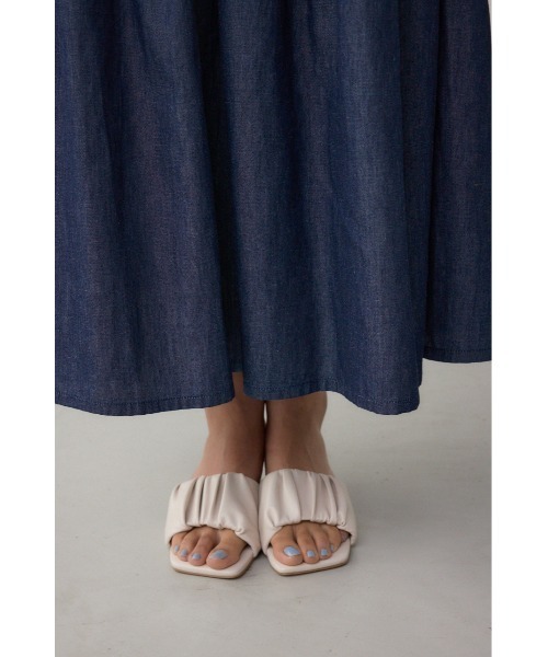 AZUL by moussy(アズールバイマウジー)の「デニムライクギャザーフレアスカート(スカート・レディース・ブラック/ブルー・SMALL/MEDIUM)」の20枚目の写真