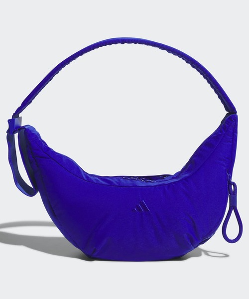 adidas(アディダス)の「マストハブズ パフィー ショルダーバッグ / アディダス adidas(ショルダーバッグ・メンズ・ブラック/グレー/ブルー/バイオレット・FREE)」の3枚目の写真