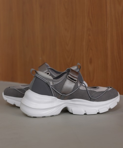 Bou Jeloud（ブージュルード）の「【M・Lサイズ展開】メリージェーンスニーカー（スニーカー・レディース・ブラック/グレー・M/L）」の4枚目の写真