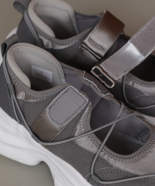 Bou Jeloud（ブージュルード）の「【M・Lサイズ展開】メリージェーンスニーカー（スニーカー・レディース・ブラック/グレー・M/L）」の5枚目の写真