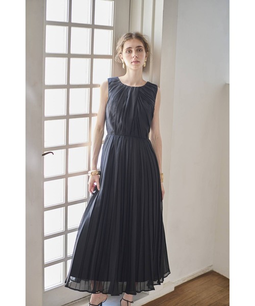 Estella.K(エステラケー)の「Jazmin Pleaded Dress シアーランダムタックドレス(ワンピース・レディース・イエロー/ホワイト/ブラック・FREE)」の5枚目の写真