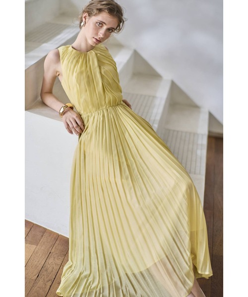 Estella.K(エステラケー)の「Jazmin Pleaded Dress シアーランダムタックドレス(ワンピース・レディース・イエロー/ホワイト/ブラック・FREE)」の10枚目の写真