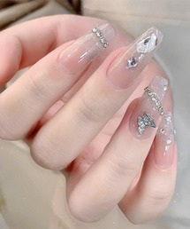 Doux Belle（ドゥーベル）の「蝶々&ラインストーンデザインジェル風ネイルチップ（ネイルシール/ネイルチップ）」