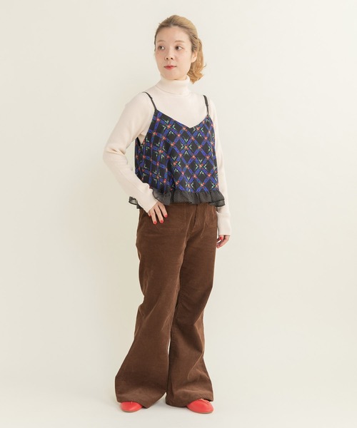 Dot&Stripes CHILD WOMAN(ドットアンドストライプス チャイルドウーマン)の「チェックフラワープリント キャミブラウス(シャツ/ブラウス・レディース・ブラック/アイボリー・FREE)」の6枚目の写真