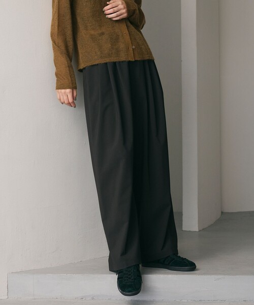 BEAUTY&YOUTH UNITED ARROWS（ビューティーアンドユースユナイテッドアローズ）の「毛ポリエステルブレンド ワイドタックパンツ（その他パンツ・レディース・ダークブラウン/ダークグレー/モカ・XS/S/M/L）」の9枚目の写真