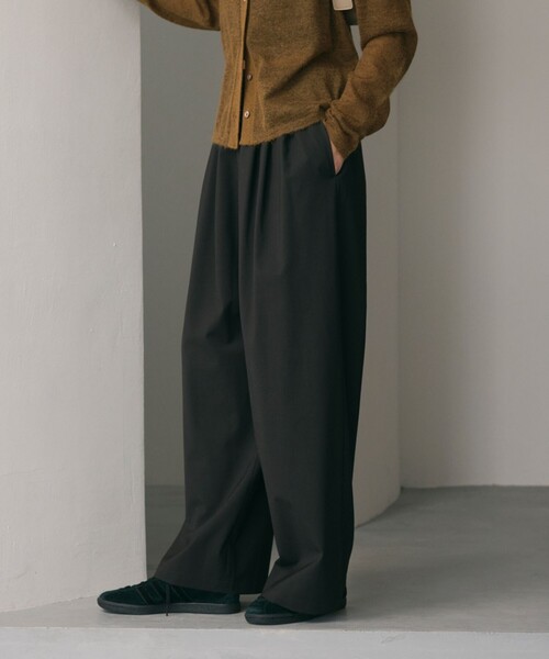 BEAUTY&YOUTH UNITED ARROWS（ビューティーアンドユースユナイテッドアローズ）の「毛ポリエステルブレンド ワイドタックパンツ（その他パンツ・レディース・ダークブラウン/ダークグレー/モカ・XS/S/M/L）」の10枚目の写真