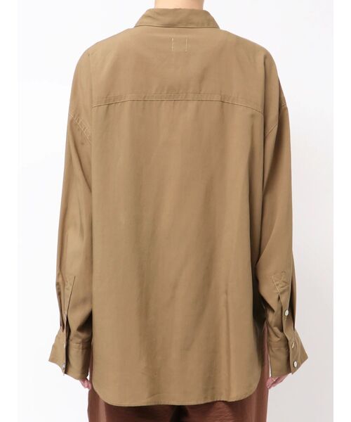 Ungrid(アングリッド)の「ポケットデザインルーズシャツ(シャツ/ブラウス・レディース・アイボリー/グリーン/ブラウン・FREE)」の18枚目の写真