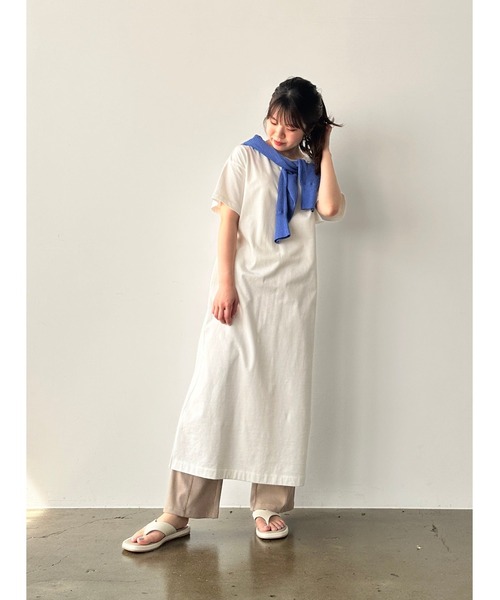 COHINA（コヒナ）の「ライトスウェットTワンピース 【低身長・小柄女性】（ワンピース・レディース・ホワイト・REGULAR/SHORT）」の2枚目の写真