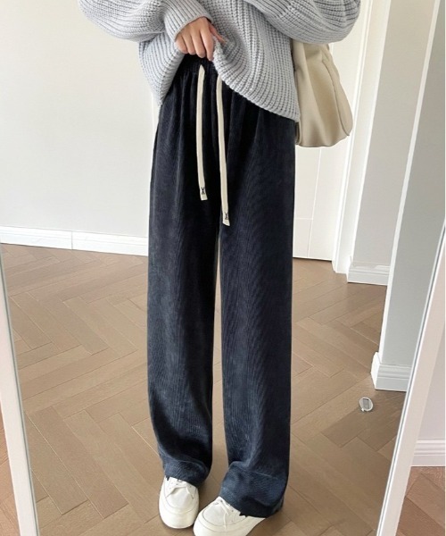 Beststore（ベストストア）の「コーデュロイパンツ　 春秋冬  ワイドパンツ（その他パンツ・レディース・ブラック/オフホワイト/グレー・M/L/XL）」の5枚目の写真