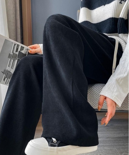 Beststore（ベストストア）の「コーデュロイパンツ　 春秋冬  ワイドパンツ（その他パンツ・レディース・ブラック/オフホワイト/グレー・M/L/XL）」の14枚目の写真